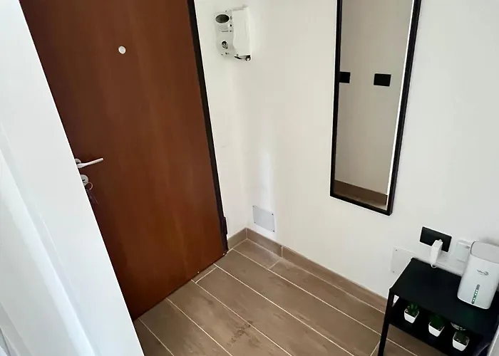 Moderno Ed Elegante Loft Con Balcone شقة ميلان