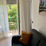 Moderno Ed Elegante Loft Con Balcone Μιλάνο